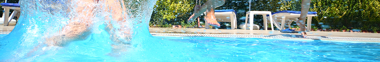 תחזוקת בריכות שחיה